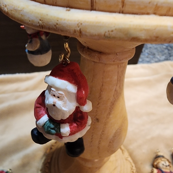 Wood candlestick w 24 pcs only - Picture 5 of 16